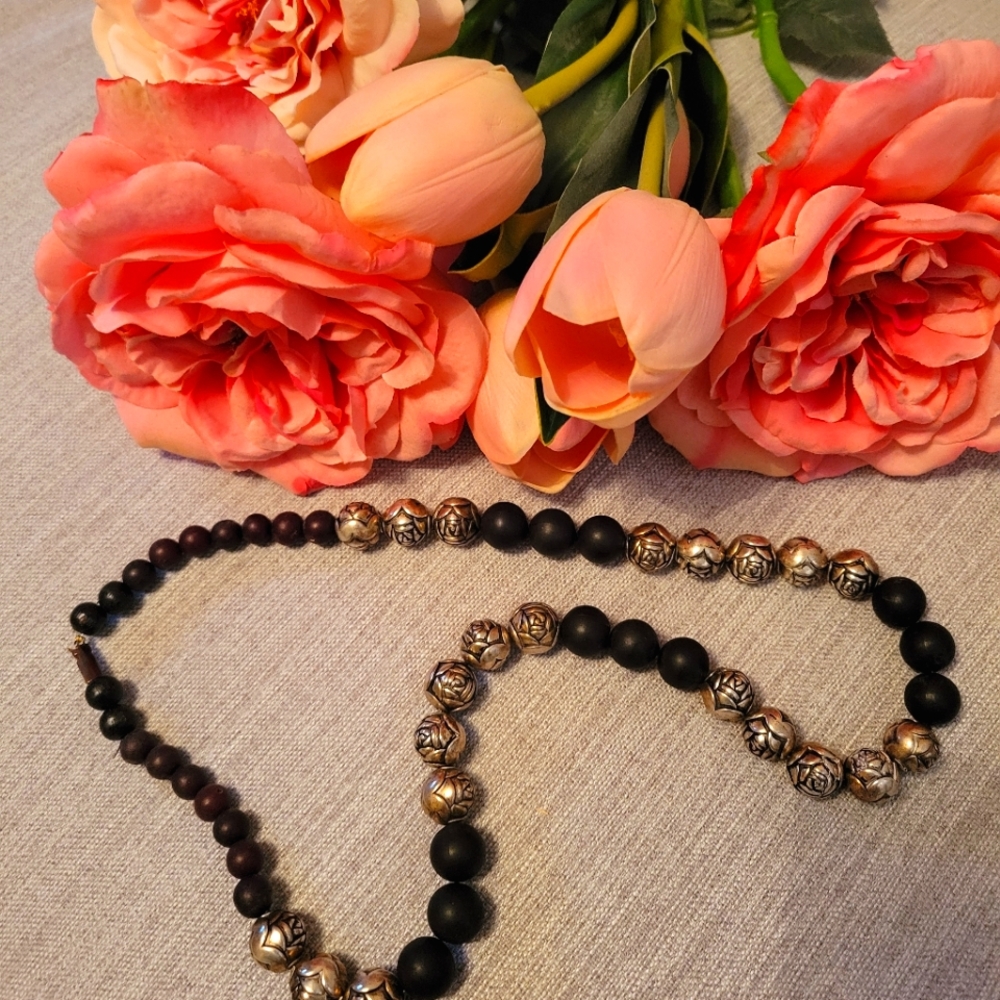 Vintage Rose Beaded Necklace